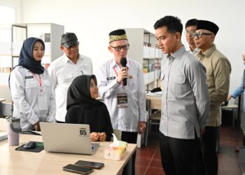 Tinjau Sekolah Rakyat Terintegrasi 35 Bandar Lampung, Wapres Tekankan Semangat Belajar dan Kenyamanan Siswa