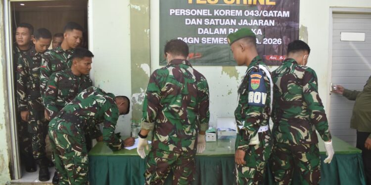 Jaga Disiplin-Cegah Pelanggaran, Prajurit dan PNS Korem 043/Gatam Ikuti Penyuluhan P4GN