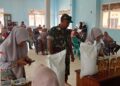 Pastikan Tepat Sasaran, Kodim 0429/Lamtim Kawal Pendistribusian Bantuan Pangan Bulog di 24 Kecamatan