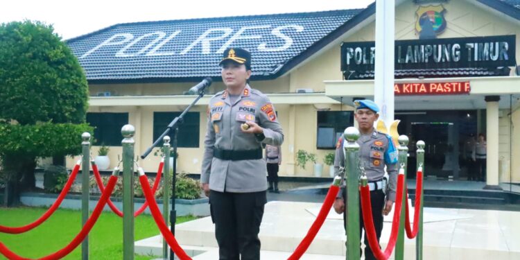 Kapolres Lampung Timur Pimpin Upacara Hari Kebangkitan Nasional ke-118, Semangat Kebangsaan Tak Luntur Meski Diguyur Gerimis