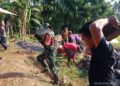 Babinsa Koramil 429-11/SKP Hadir di Tengah Masyarakat, Bedah Rumah Lansia Tidak Layak Huni Wujud Kepedulian Nyata TNI