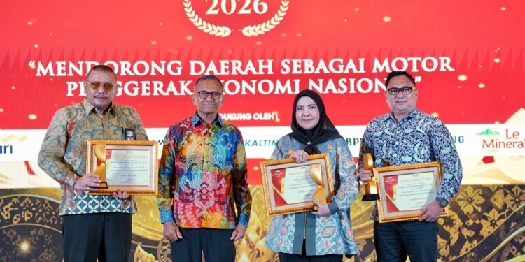Wali Kota Bandar Lampung Raih Penghargaan Disway Top Regional Leader Awards 2026