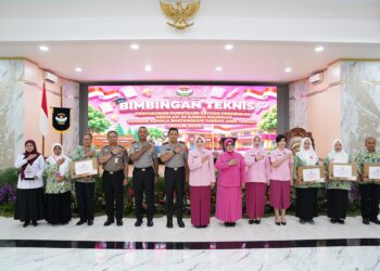 Polda Jateng Tingkatkan Kompetensi Guru dan Kepala Sekolah melalui Bimtek Penyusunan Kurikulum Satuan Pendidikan