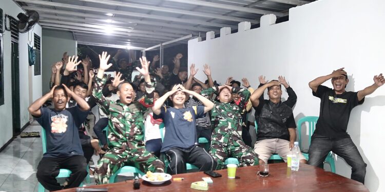 NOBAR PIALA DUNIA PRANCIS VS IRAK AJANG PERKUAT SILATURAHMI TNI – RAKYAT