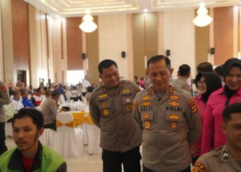 Bakti Sosial Hari Bhayangkara ke-80, Polda Lampung Gelar Sunatan Massal & Bagi Sembako