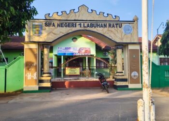Ketua BARAK NKRI Minta APH Audit Pengelolaan Dana dan SPMB di SMAN 1 Labuhan Ratu