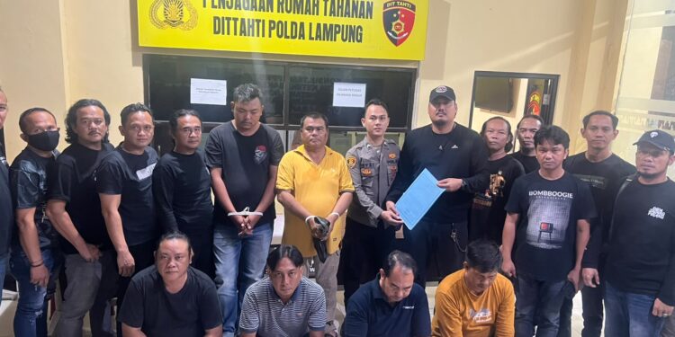 Dugaan Perampasan Mobil Anggota TNI, Delapan Orang Diamankan