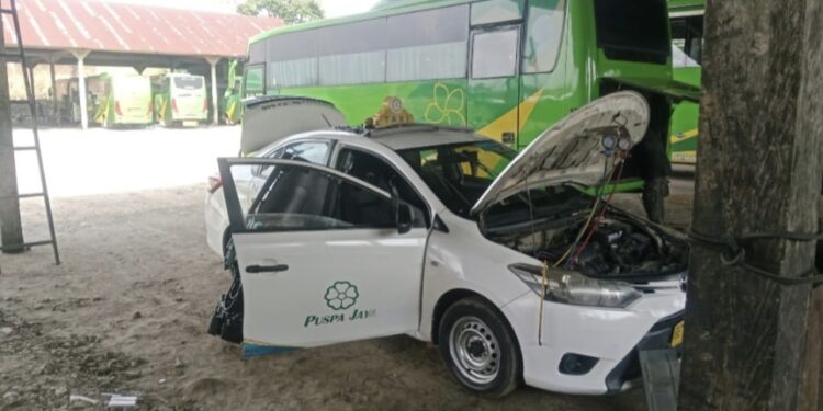 Sopir Taksi Mengaku Diberhentikan Sepihak Setelah 20 Tahun Bermitra, Minta Pemerintah Lakukan Pembinaan