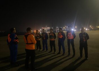 Forum Rescue Relawan Lampung Bersama Timsar Gabungan Lakukan Pencarian ABK Hilang di Perairan Pulau Kelagian
