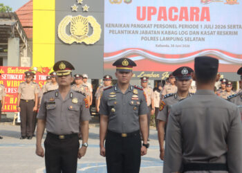 AKBP Toni Kasmiri Pimpin Kenaikan Pangkat 52 Personel dan Lantik Kabag Log serta Kasat Reskrim Polres Lampung Selatan