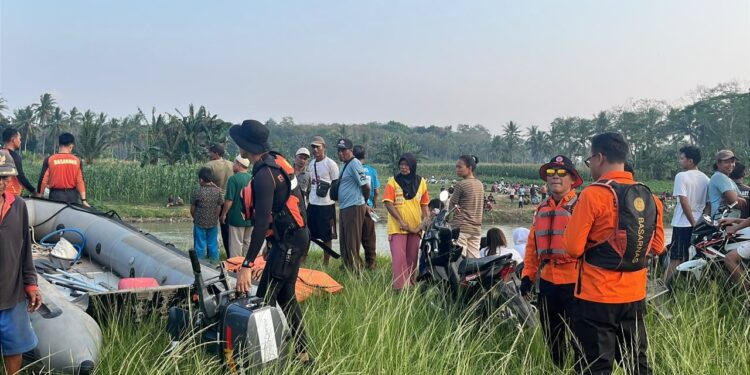 Tim SAR Gabungan Cari Dua Remaja yang Tenggelam di Sungai Pekon Jogyakarta Pringsewu