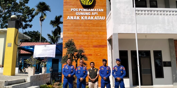 Polairud Polres Lampung Selatan Pantau Aktivitas Gunung Anak Krakatau, Warga Diimbau Tak Percaya Hoaks