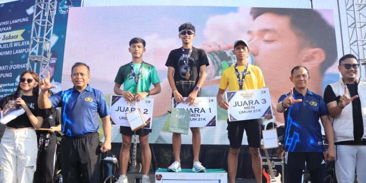Meriahkan Hari Bhayangkara ke-80, Kapolda Lampung Buka dan Lepas Ribuan Peserta Bhayangkara Run