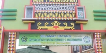 Skandal “Infak Paksa” MAN 1 Pringsewu: Keringat Wali Murid Diperas Demi GSG, Hukum dan Regulasi Ditabrak
