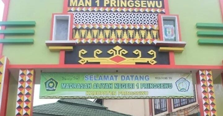 Skandal “Infak Paksa” MAN 1 Pringsewu: Keringat Wali Murid Diperas Demi GSG, Hukum dan Regulasi Ditabrak