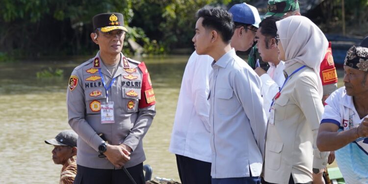 Kapolda Lampung Monitoring Pengamanan Kunjungan Kerja Wakil Presiden RI di Lampung Timur