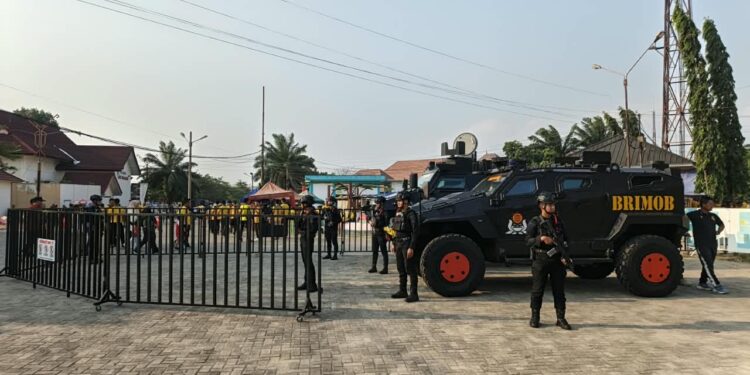 Brimob Lampung Terjunkan Tim Gegana Amankan Launching Bhayangkara Presisi Lampung FC