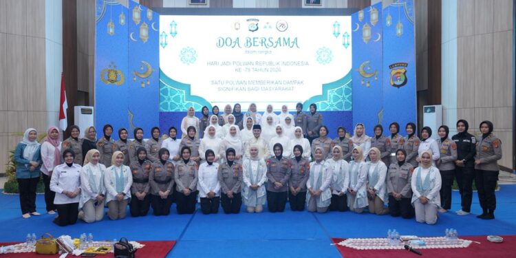 POLDA LAMPUNG GELAR DOA BERSAMA PERINGATI MAULID NABI MUHAMMAD SAW 1448 HIJRIAH DAN HUT POLWAN KE-78