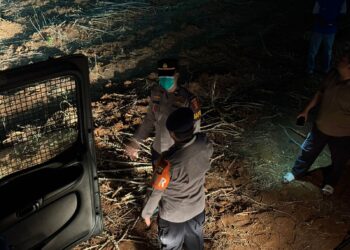 Respons Cepat, Personel Satuan Brimob Polda Lampung Berhasil Padamkan Kebakaran di RSUD Ryacudu