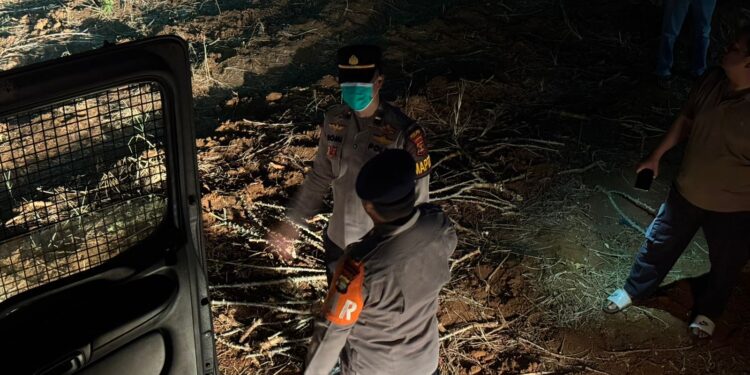 Respons Cepat, Personel Satuan Brimob Polda Lampung Berhasil Padamkan Kebakaran di RSUD Ryacudu