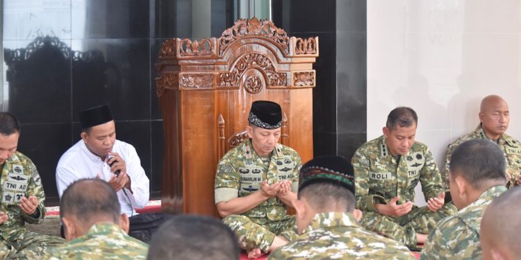 Korem 043/Gatam Gelar Doa Syukur Bersama Peringati HUT ke-81 RI