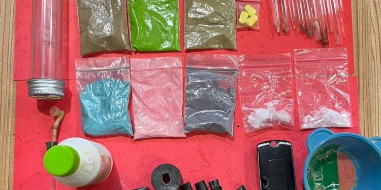 Polda Lampung Berhasil Bongkar Home Industry Pil Ekstasi di Natar, Lima Orang Diamankan
