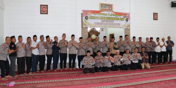 Perkuat Iman dan Ketakwaan, Polres Lampung Barat Peringati Maulid Nabi Muhammad SAW 1448 H