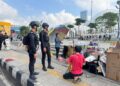 Tingkatkan Harkamtibmas, Personel Komposit Gegana Brimob Lampung Gelar Patroli Dialogis di Pusat Keramaian dan Rumah Ibadah