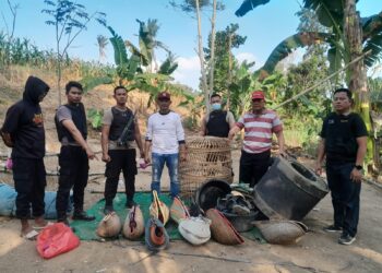Polisi Gerebek Dugaan Judi Sabung Ayam di Desa Bumimas Lampung Timur, Sejumlah Barang Bukti Diamankan