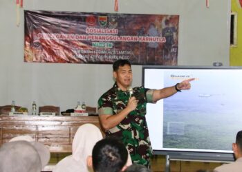Dua Desa Kecamatan Purbolinggo Terima Sosialisasi Pencegahan Karhutla Dari Mabes TNI