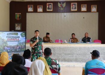 Gelar Penyuluhan Pencegahan Karhutla di Desa RJU 2, Ini Pesan Tim Mabes TNI