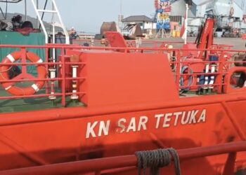 OPERASI SAR HARI KESEMBILAN, TIM SAR GABUNGAN KERAHKAN 22 ALUT AIR UNTUK MENCARI DELAPAN KORBAN SPEED BOAT HILANG KONTAK