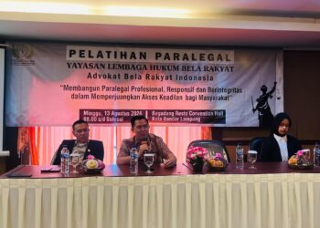 AKP Andy Yunara Sampaikan Materi Bantuan Hukum dalam Pelatihan Paralegal ABR-I di Bandar Lampung