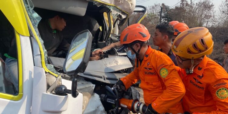 Basarnas Lampung Kerahkan Tim Rescue Tangani Kecelakaan Beruntun di Tulang Bawang
